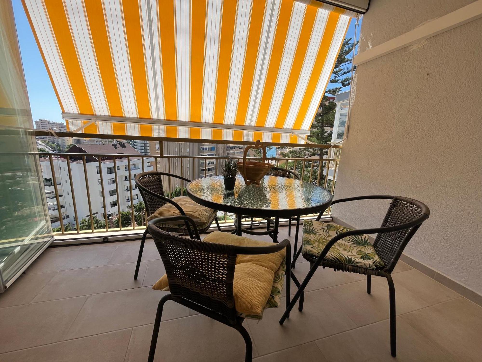 Apartamento Kristie Fuengirola Ngoại thất bức ảnh