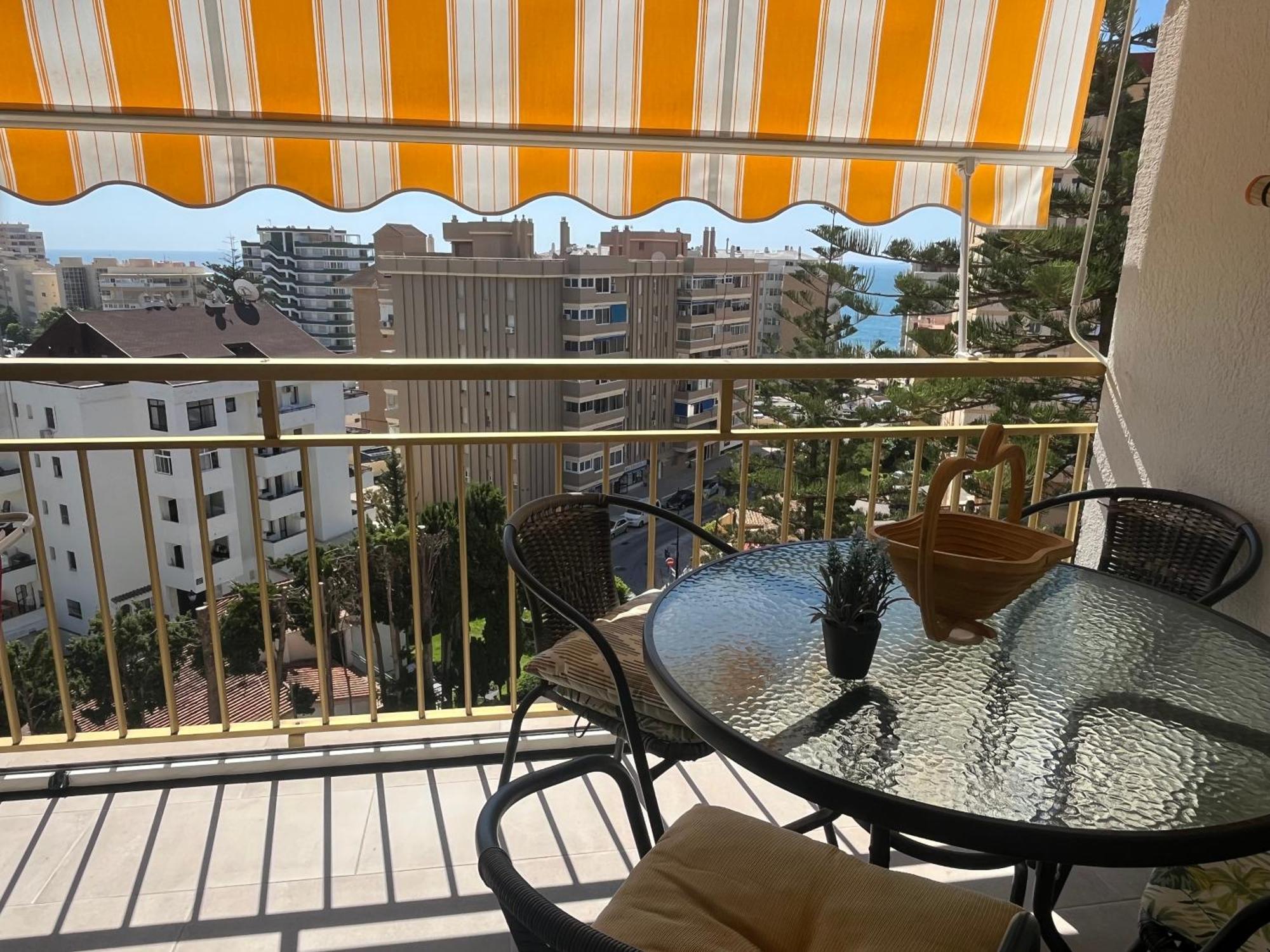 Apartamento Kristie Fuengirola Ngoại thất bức ảnh